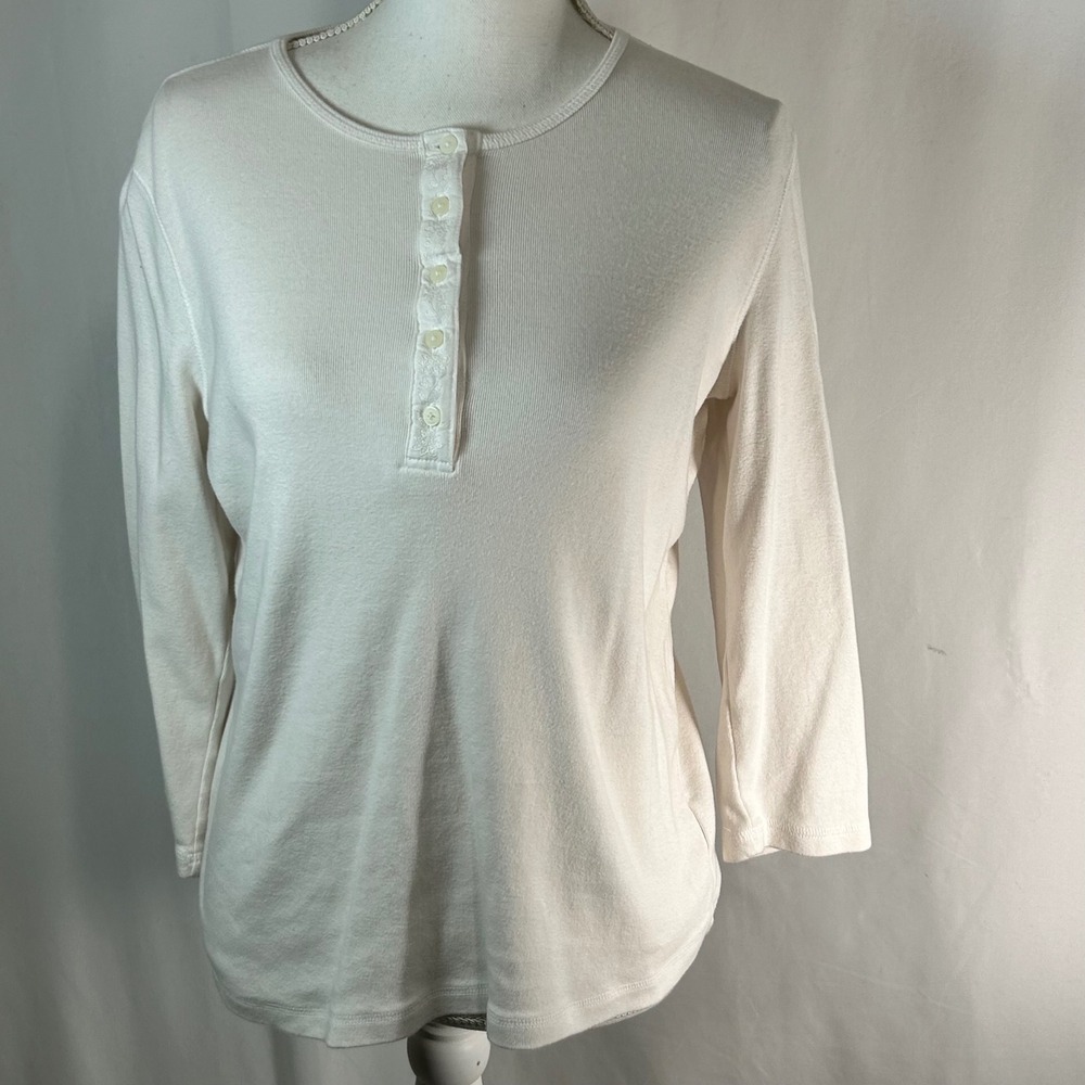 Liz Claiborne Womens Cream Ribbed Henley Top 3/4 Sleeve Button Neck Detail L